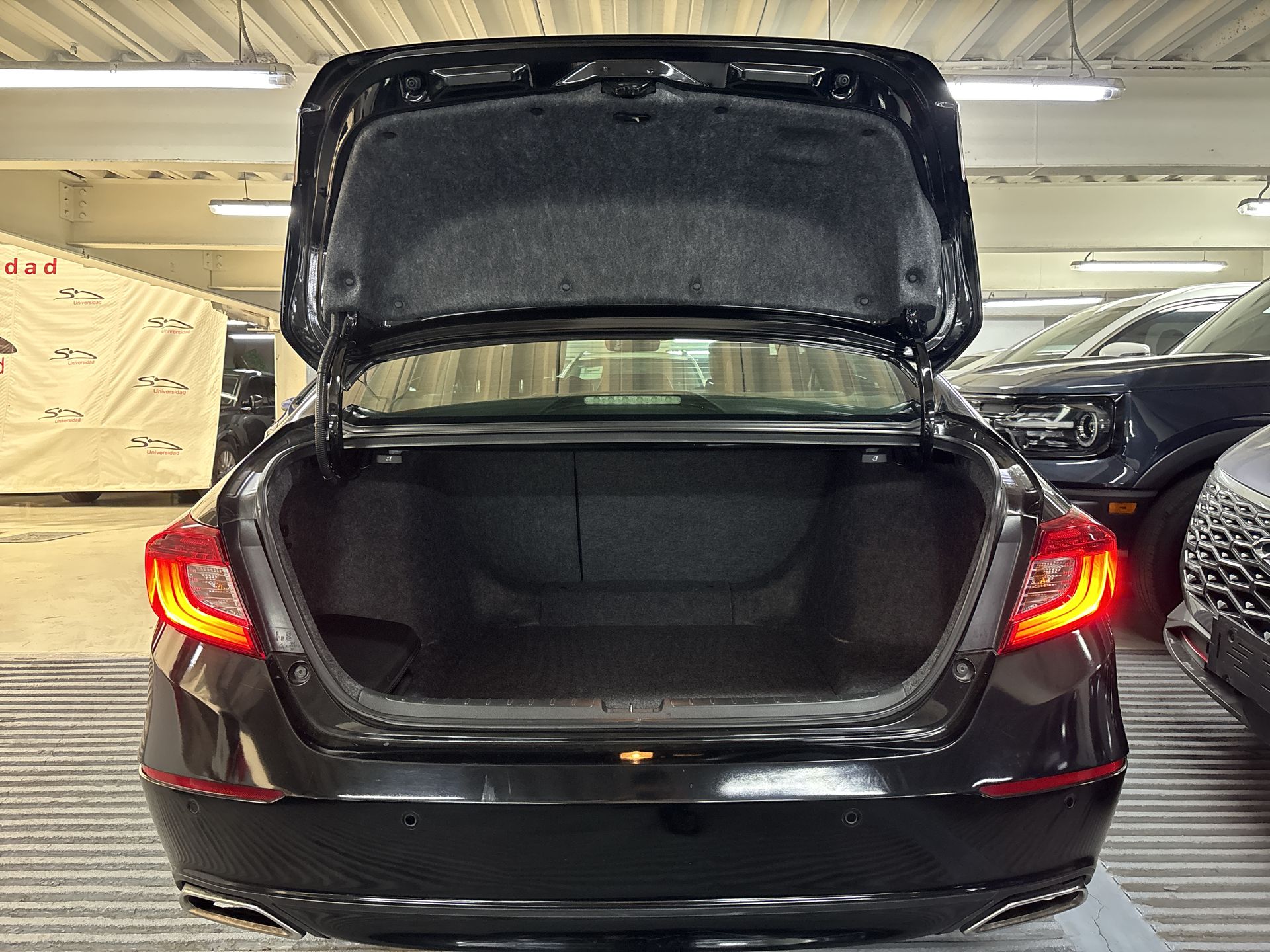 2022 Honda ACCORD TOURING