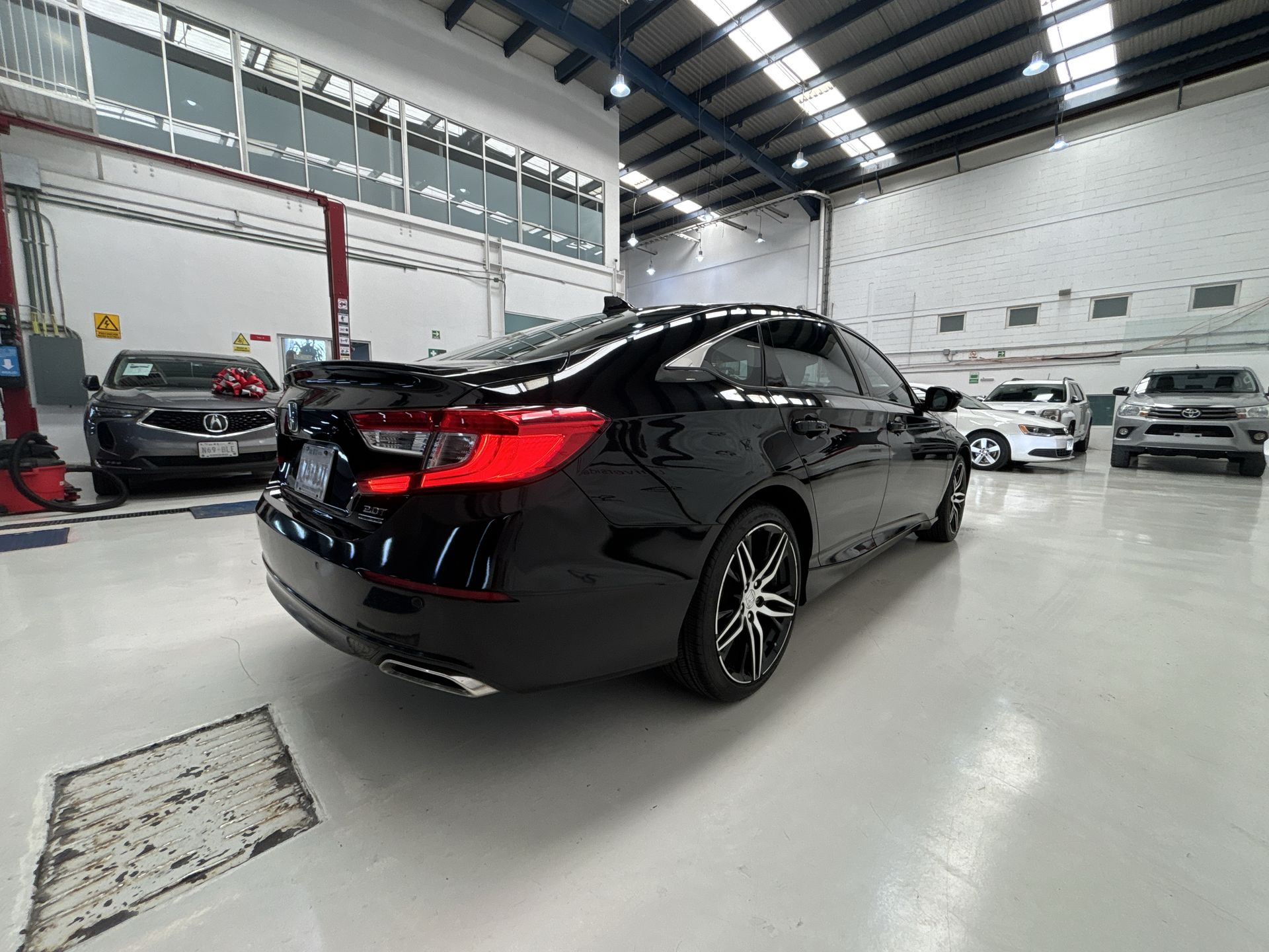 2022 Honda ACCORD TOURING