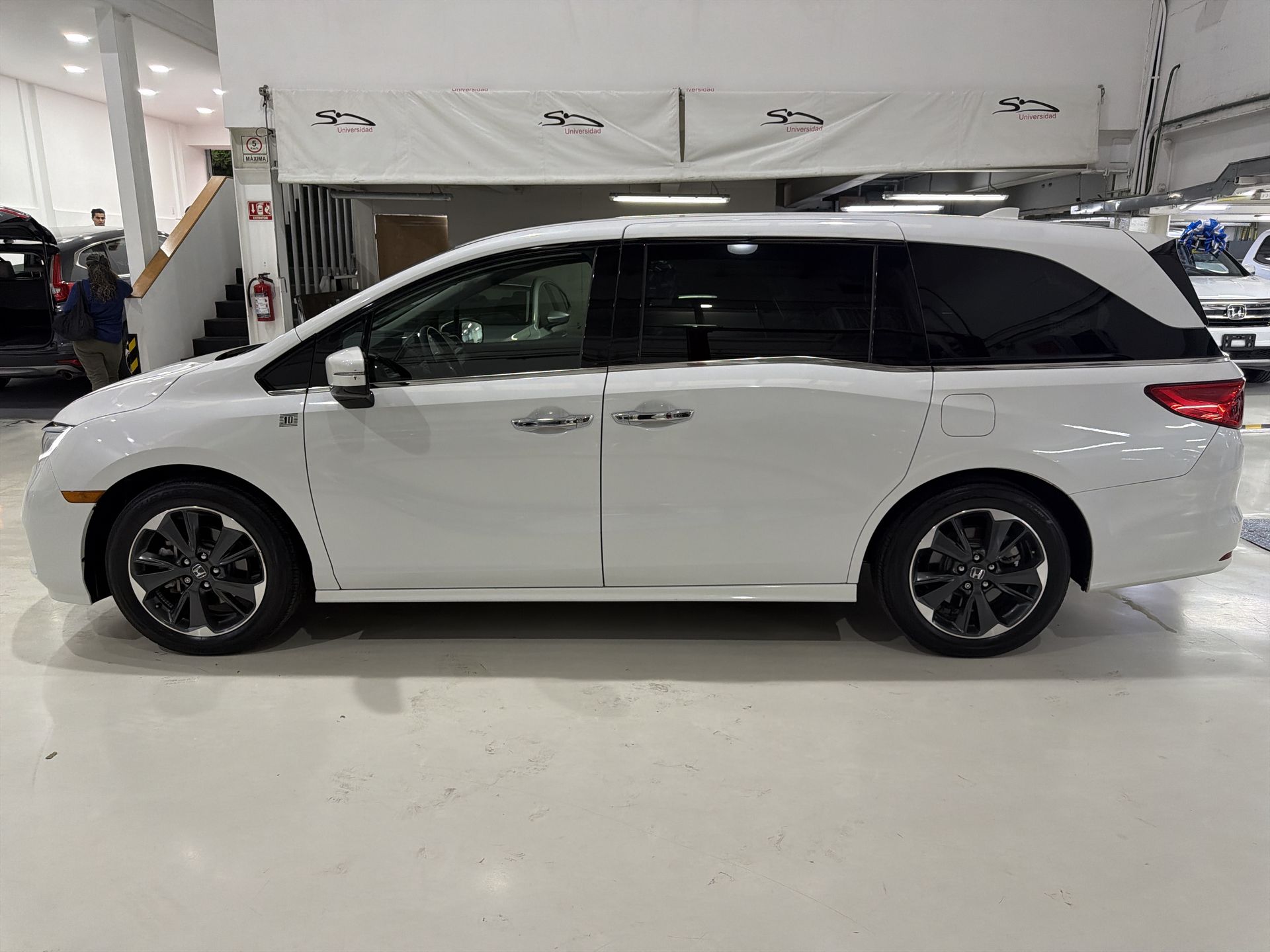 2023 Honda ODYSSEY TOURING