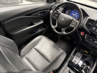 2022 Honda PILOT TOURING