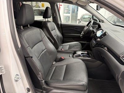 2022 Honda PILOT TOURING