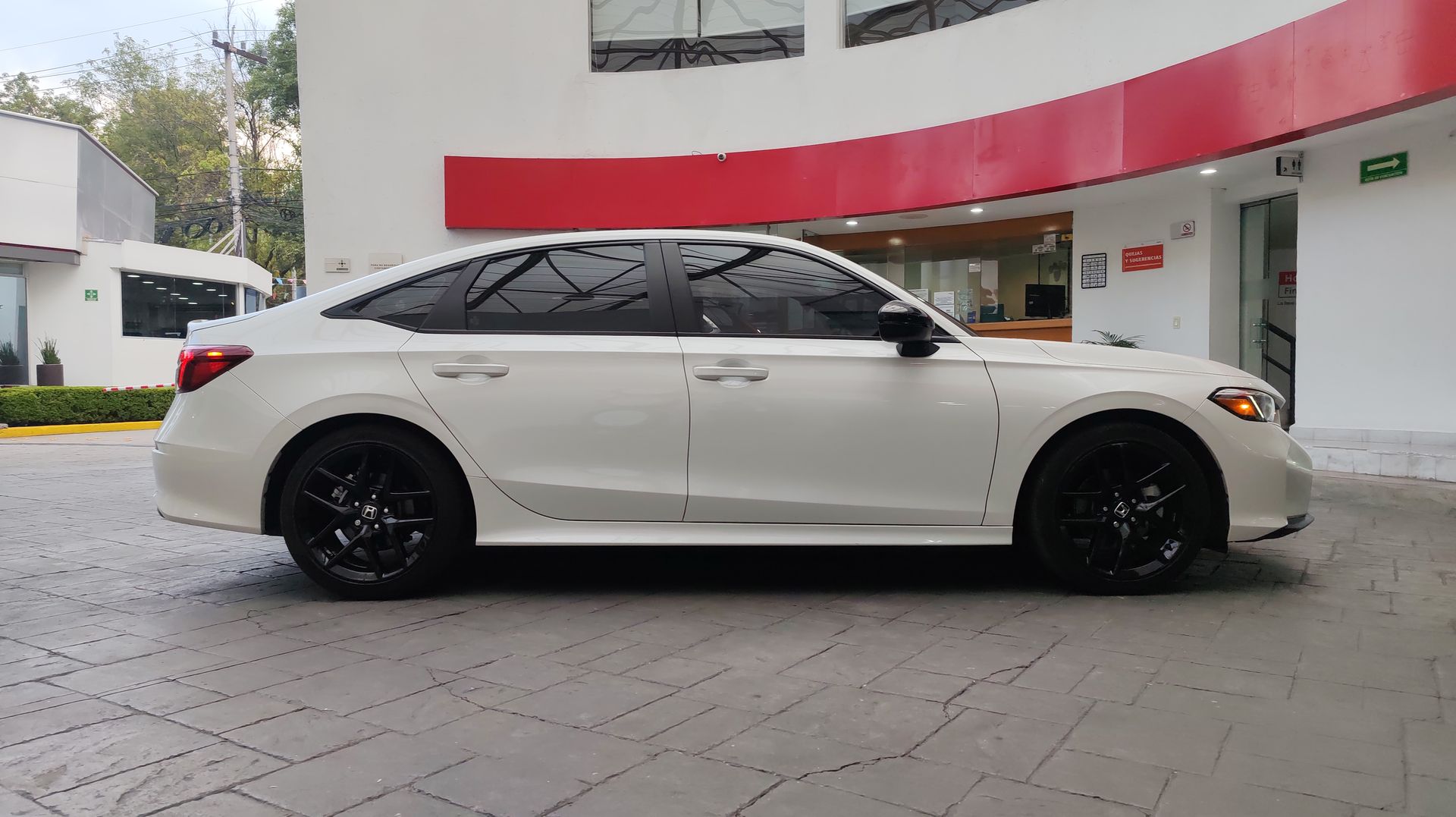 2025 Honda CIVIC SPORT HEV