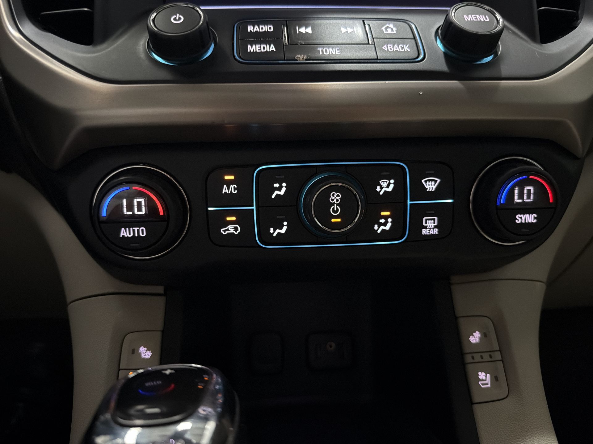 2018 GMC ACADIA DENALI E AWD