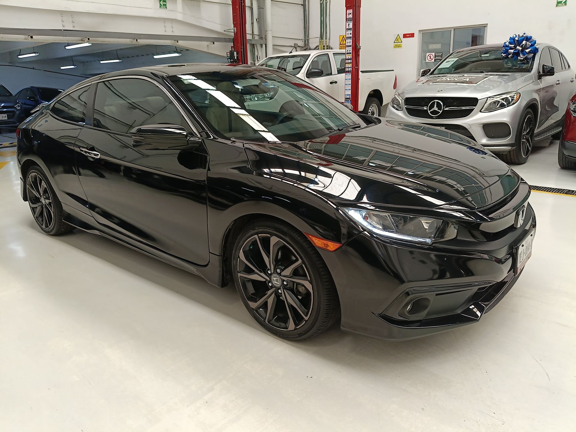 2020 Honda CIVIC COUPE CIVIC COUPE FINISH LINE