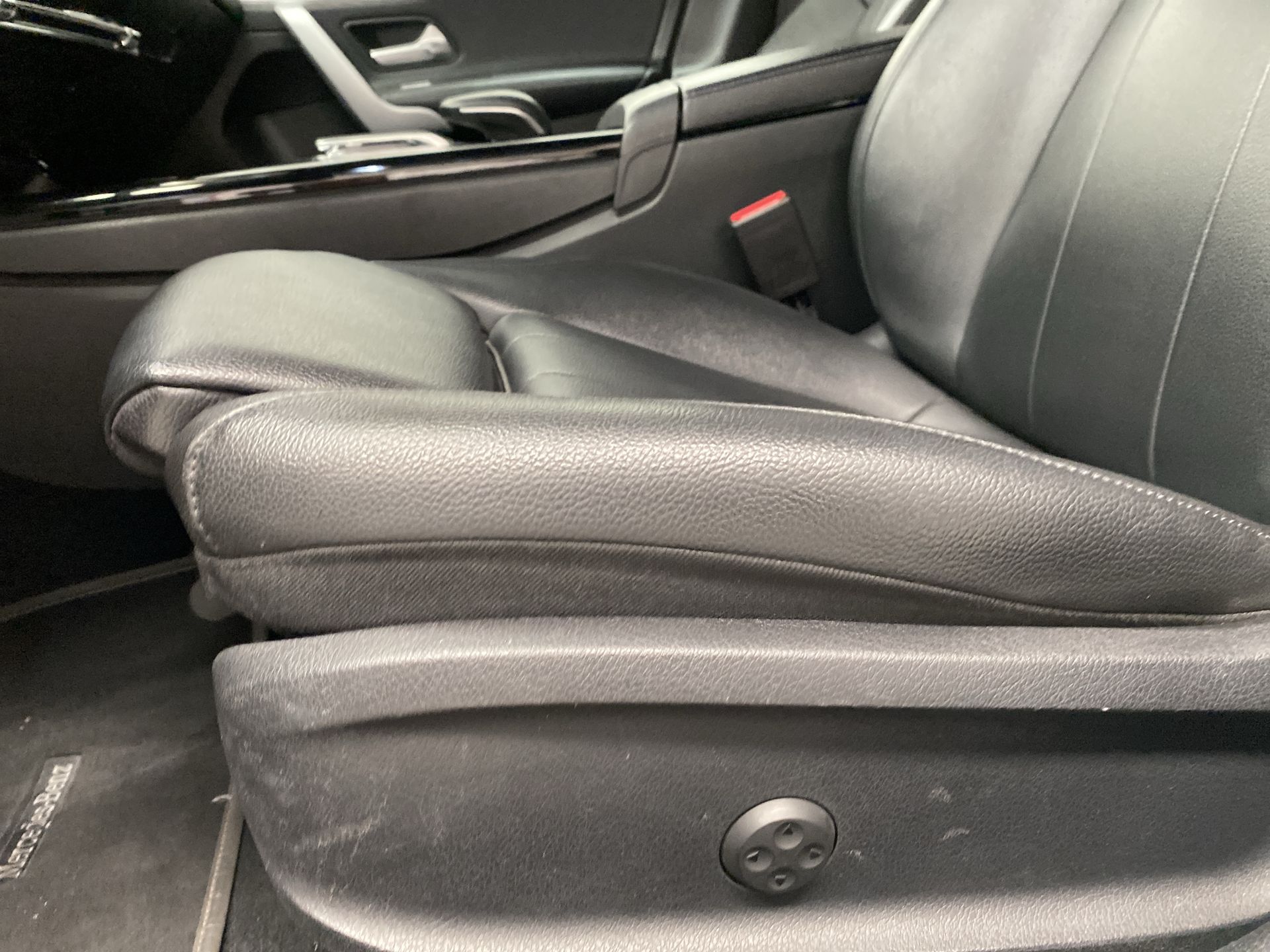 2020 Mercedes-Benz A200 URBAN A 200 PROGRESSIVE SEDÁN