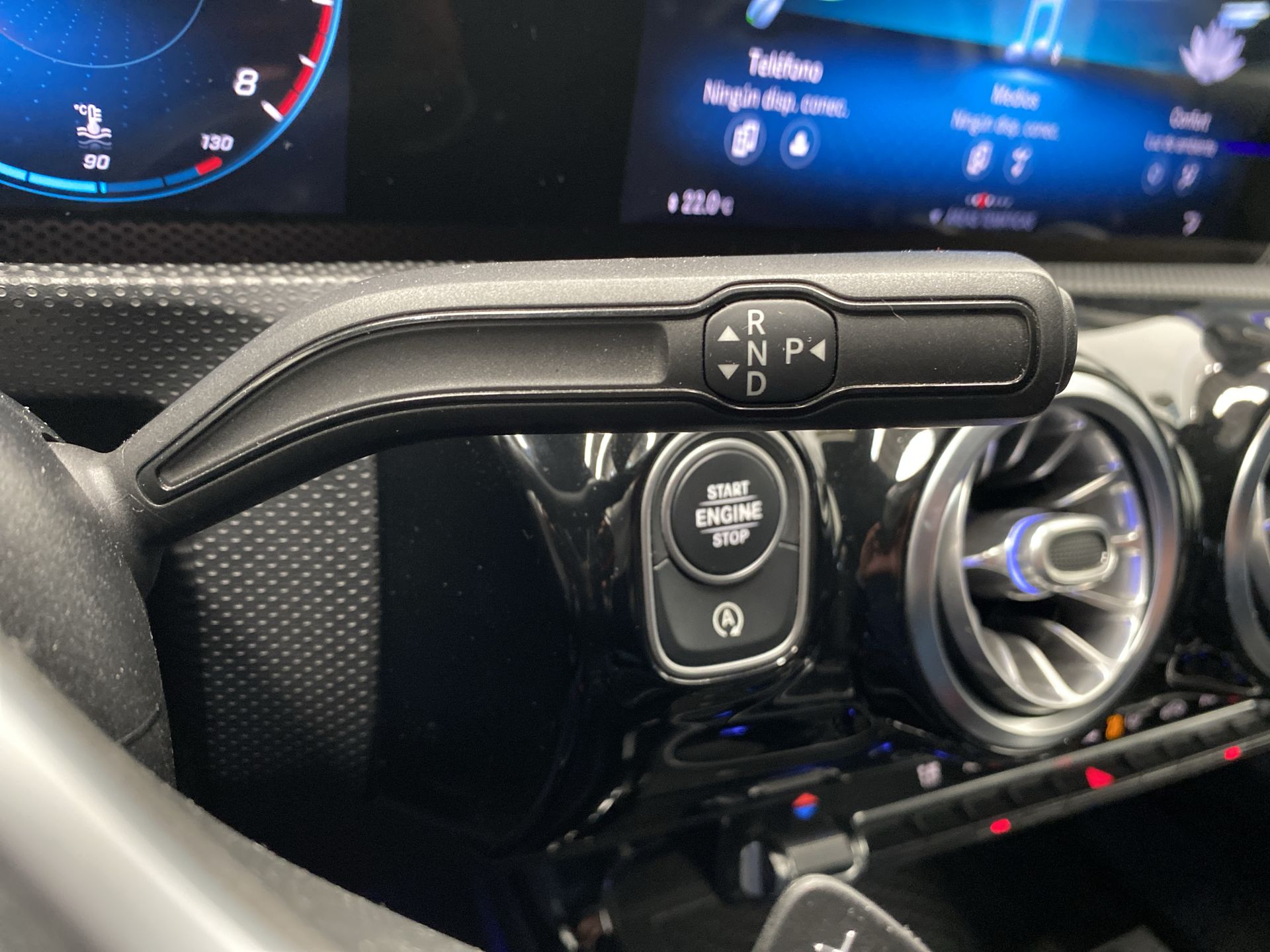 2020 Mercedes-Benz A200 URBAN A 200 PROGRESSIVE SEDÁN