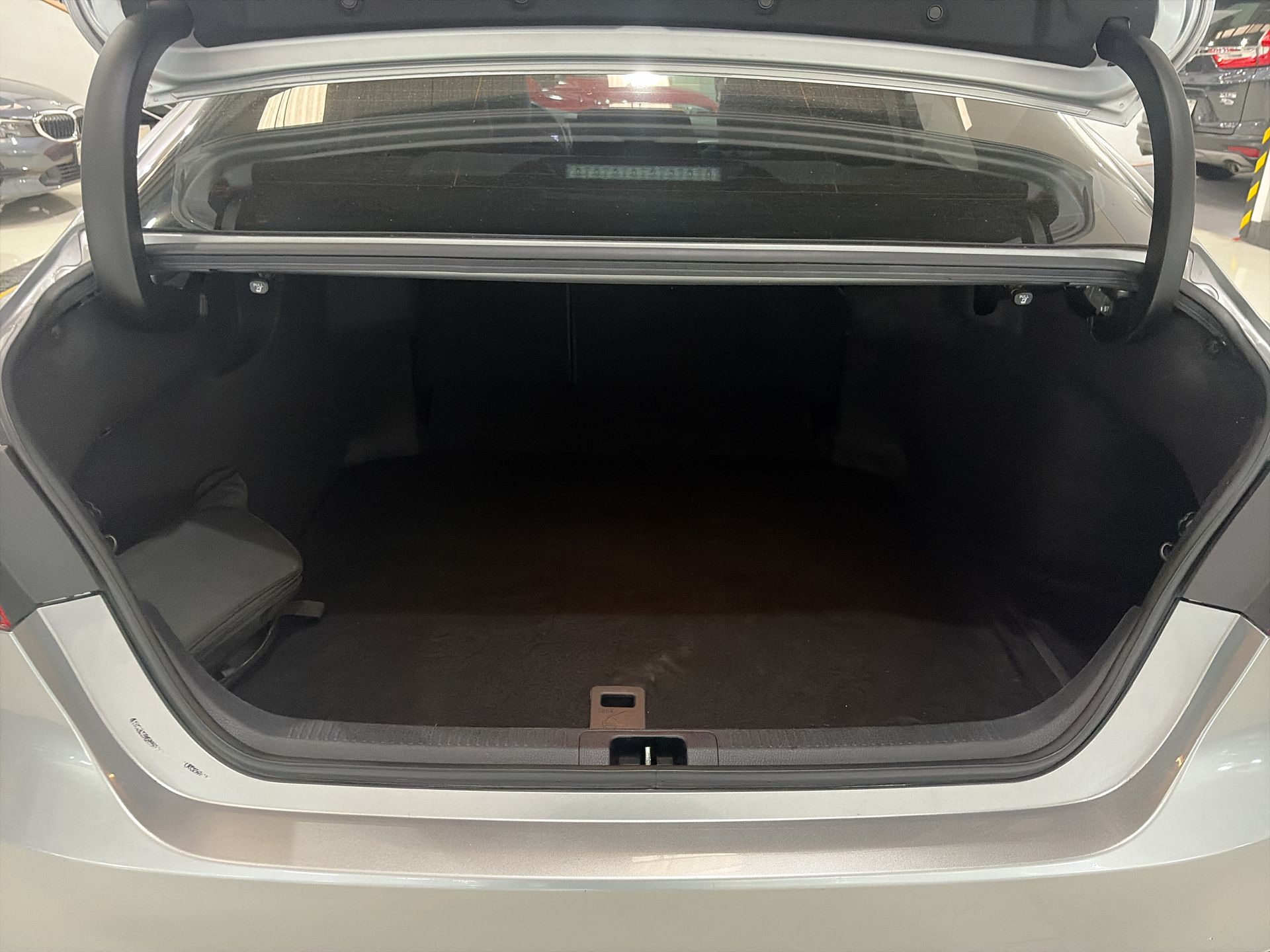 2022 Toyota CAMRY XLE HV