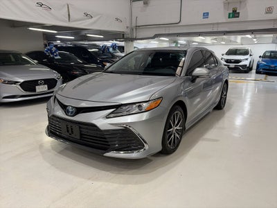2022 Toyota CAMRY XLE HV