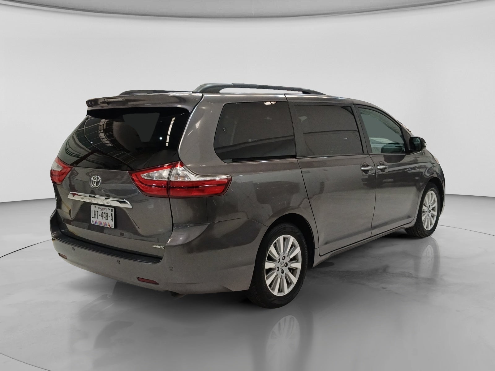 2017 Toyota SIENNA LIMITED