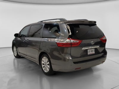 2017 Toyota SIENNA LIMITED