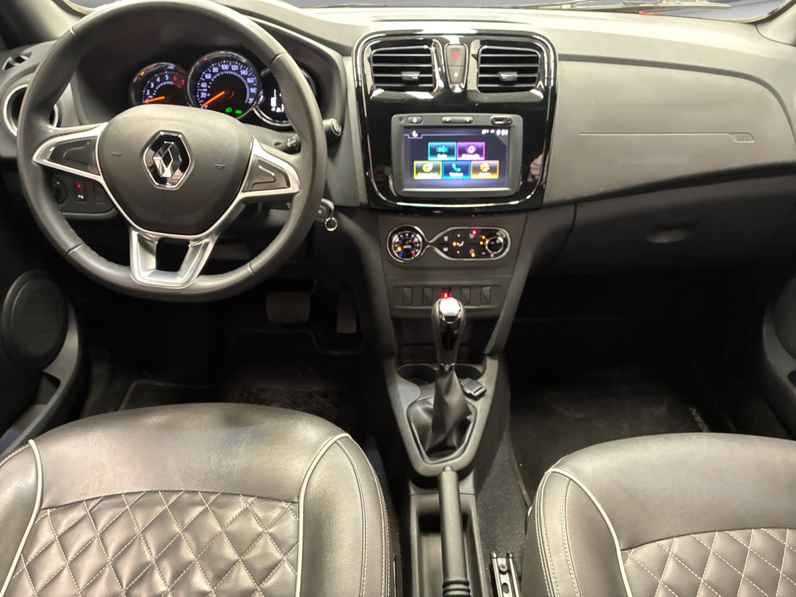2024 RENAULT LOGAN 1.6 INTENS CVT