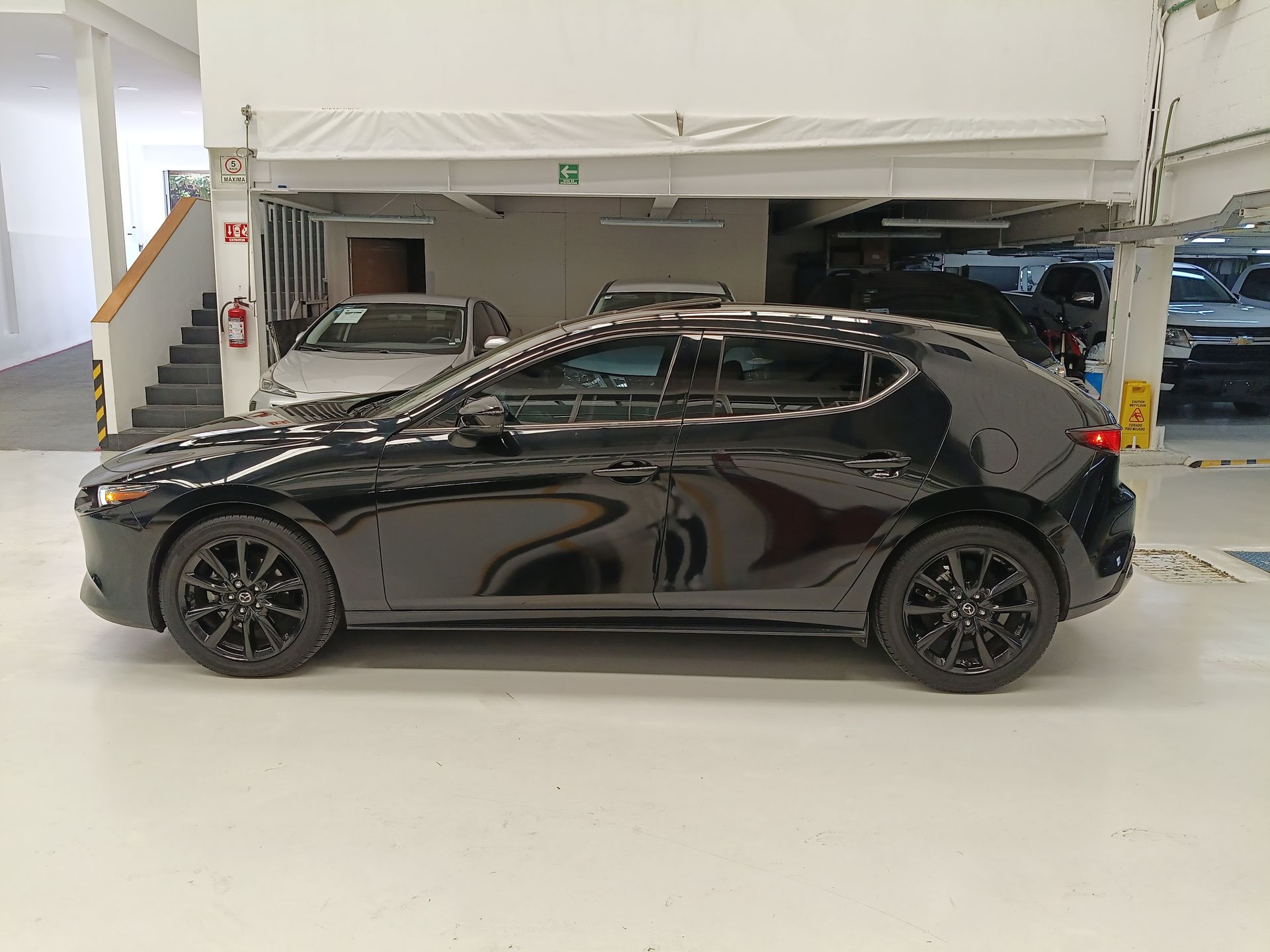 2023 Mazda Mazda 3 SIGNATURE AWD