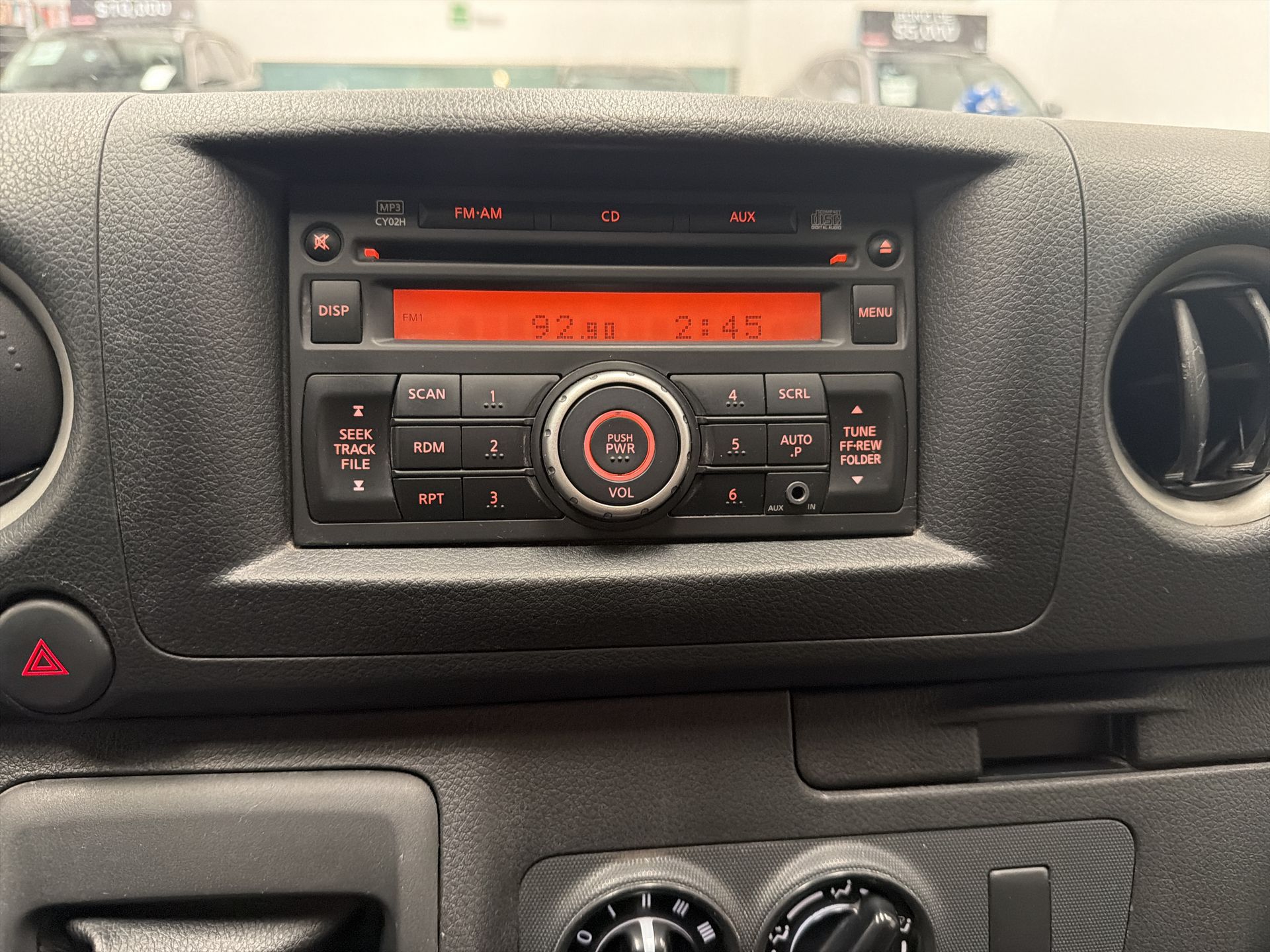 2023 Nissan URVAN 14 PASAJEROS AMPLIA AA 23