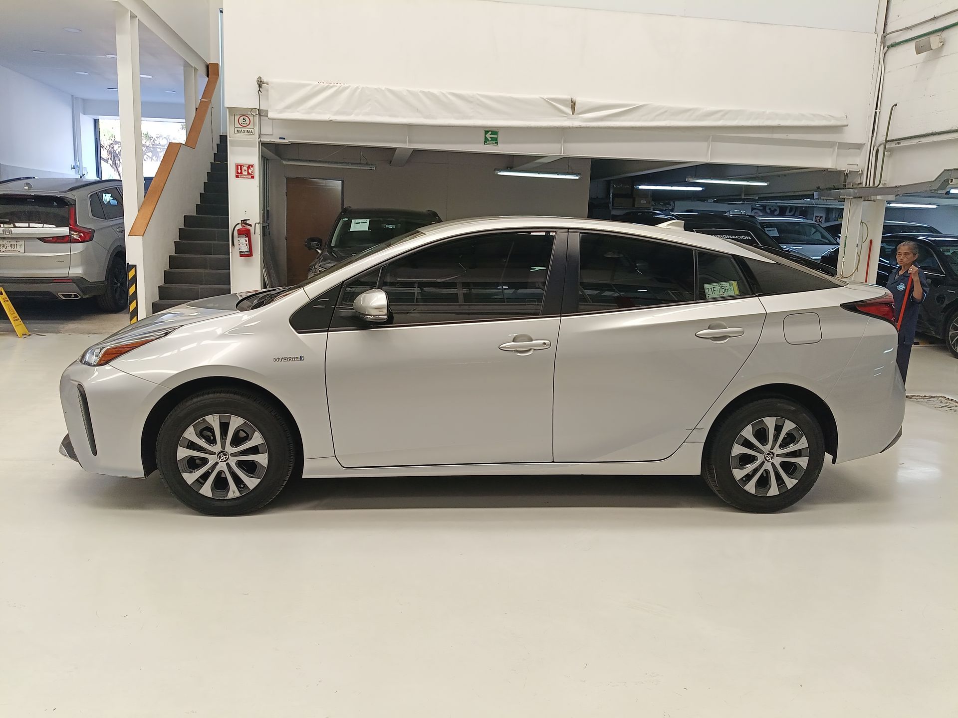 2021 Toyota PRIUS BASE BASE