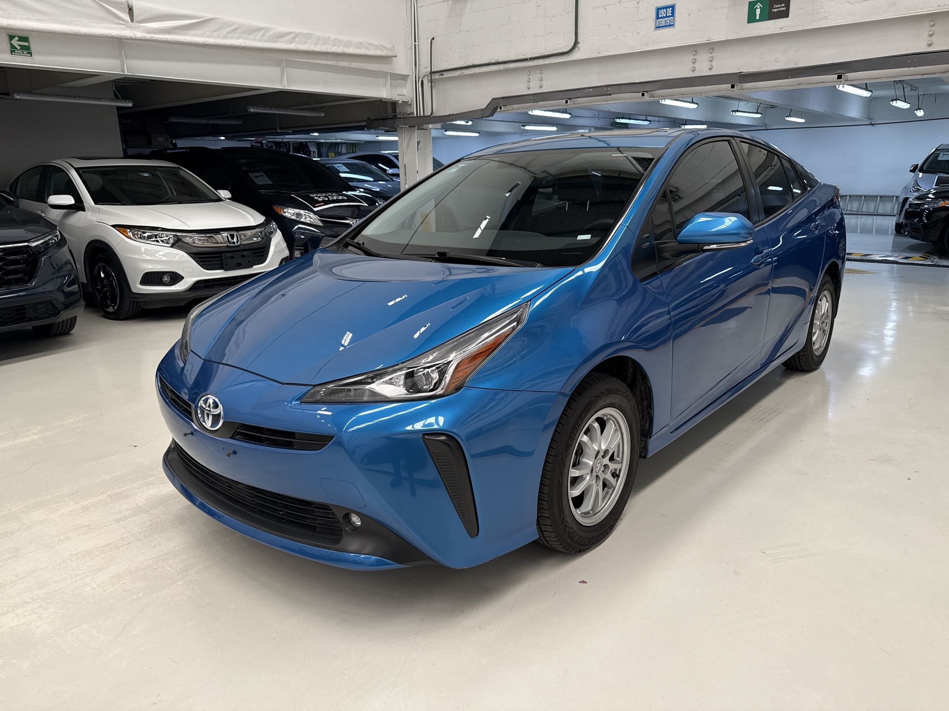 2019 Toyota PRIUS PREMIUM CVT