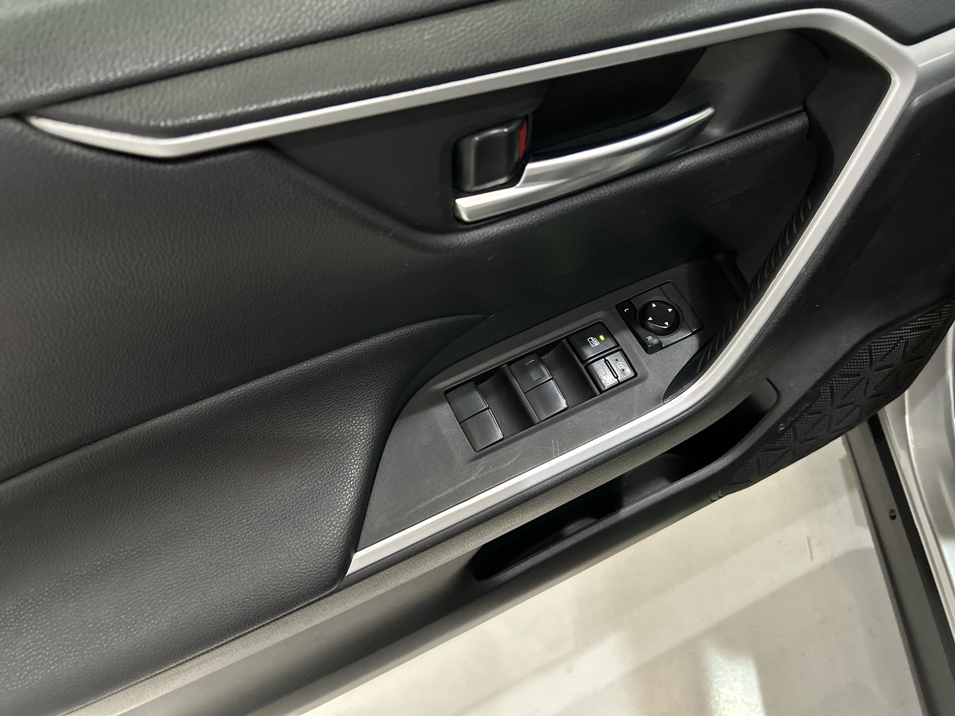 2019 Toyota RAV4 RAV4 XLE AWD