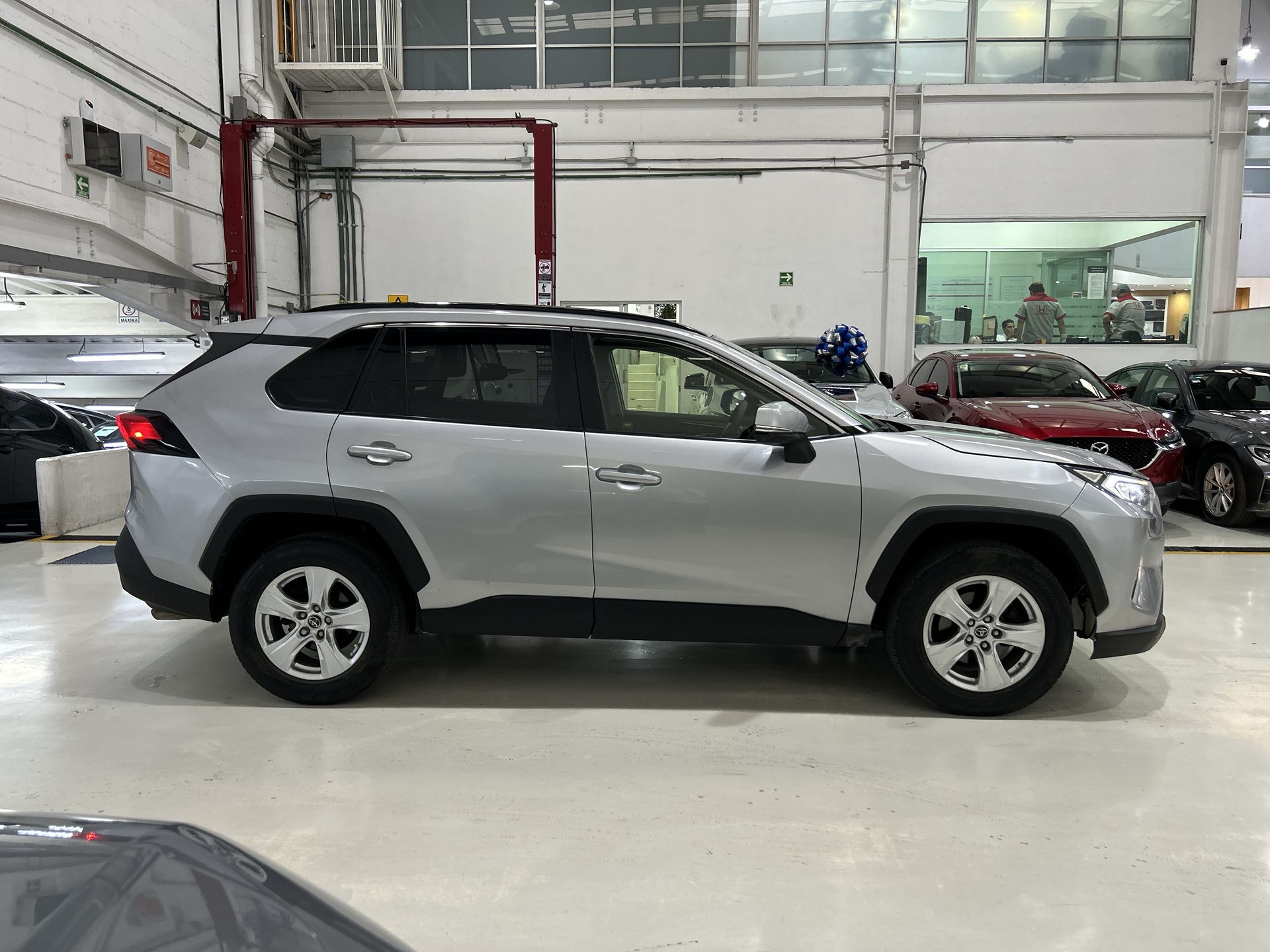 2019 Toyota RAV4 RAV4 XLE AWD