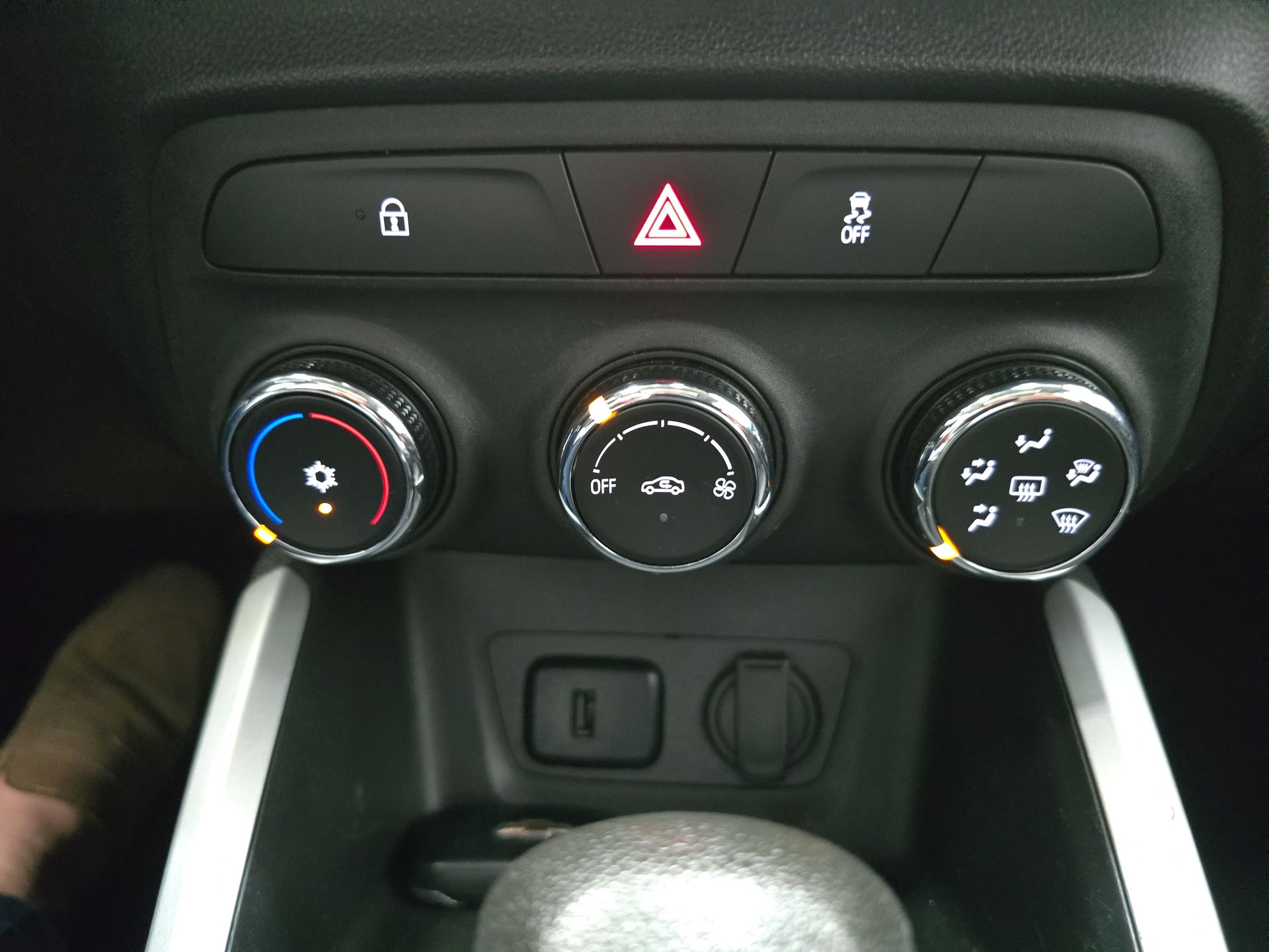 2023 Chevrolet ONIX G PREMIER 4 PTAS PREMIER REDLINE E