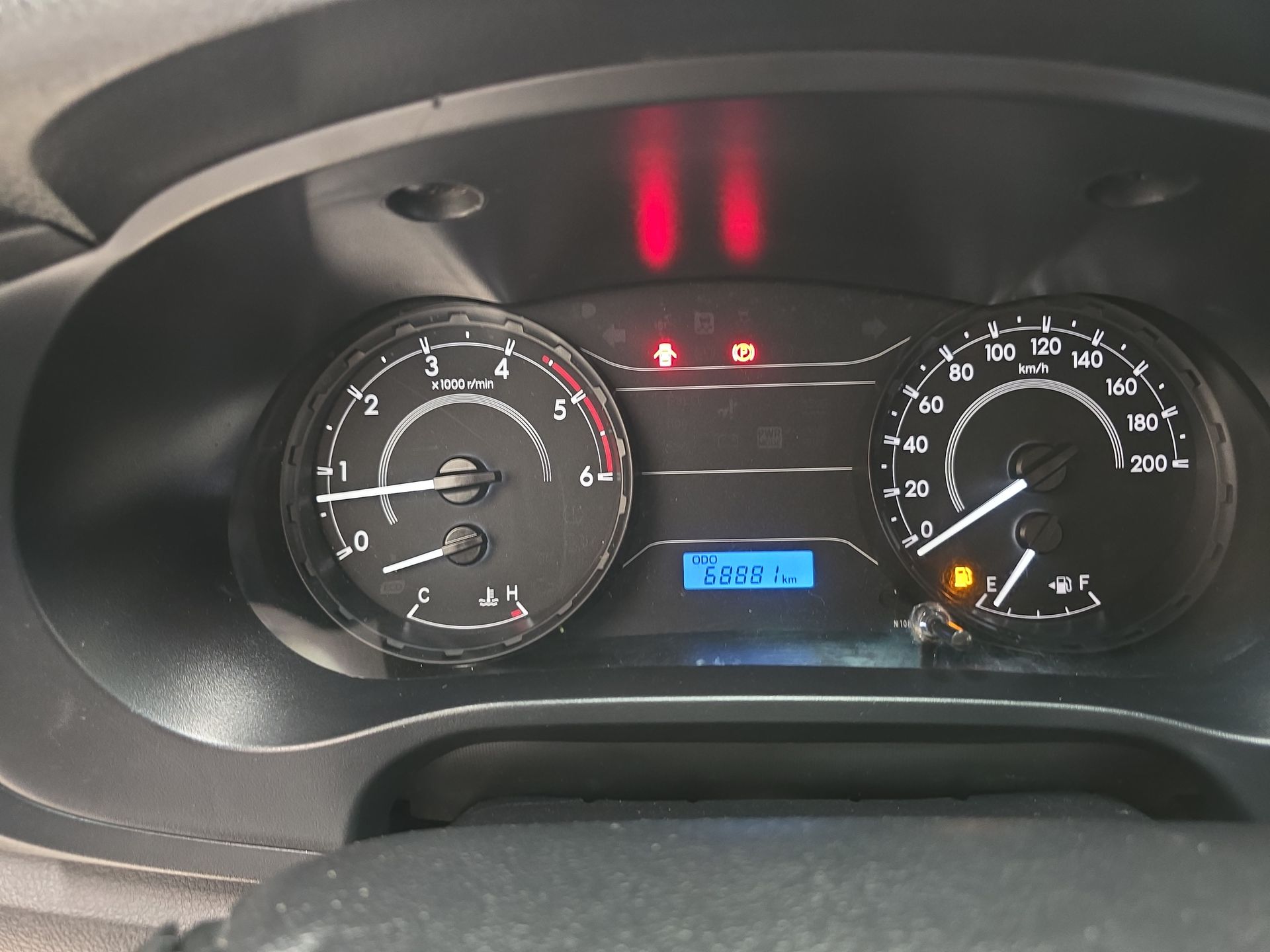 2019 Toyota HILUX 4X4 DOBLE CABINA DIESEL MT