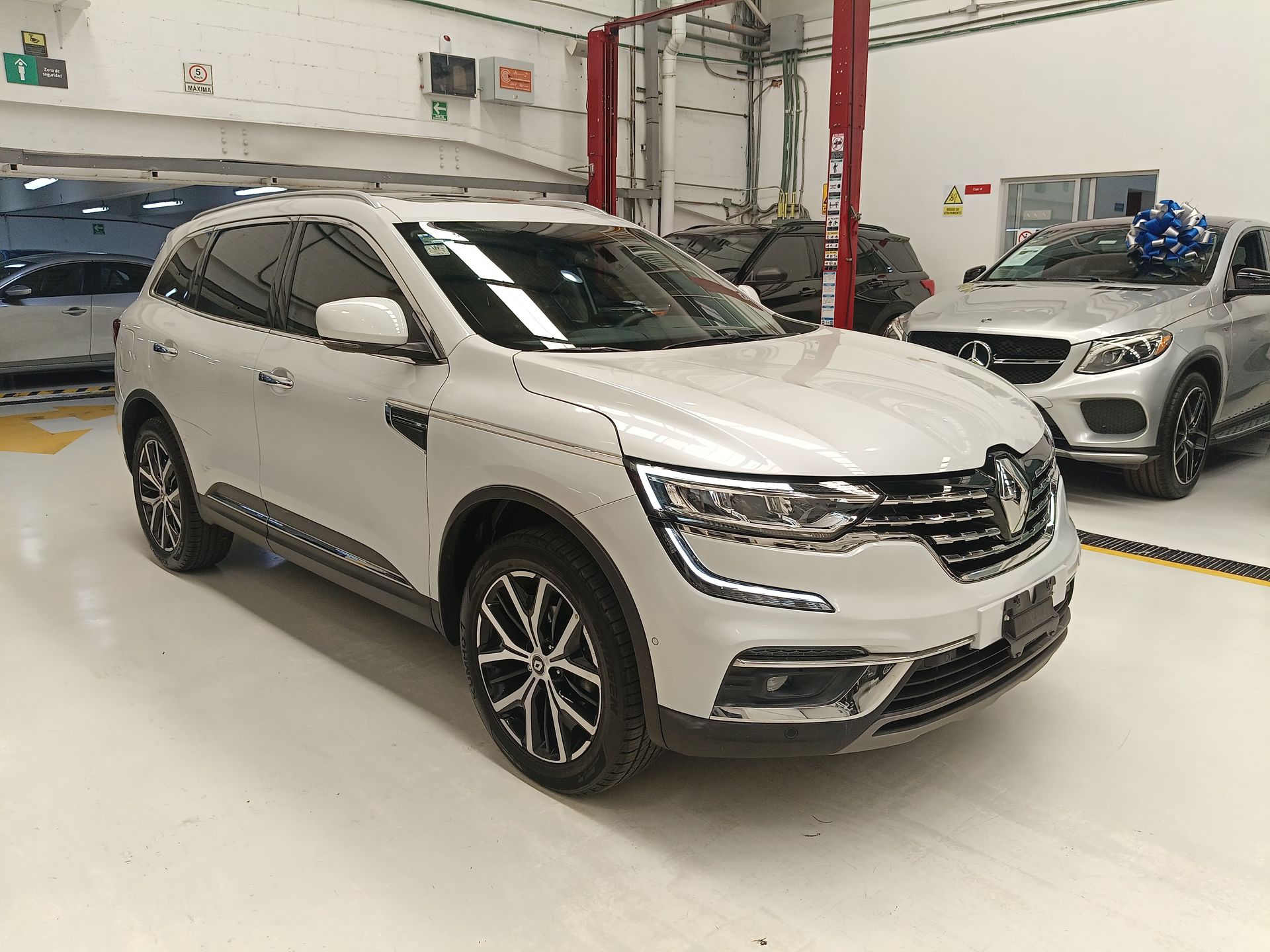 2023 RENAULT KOLEOS KOLEOS ICONIC