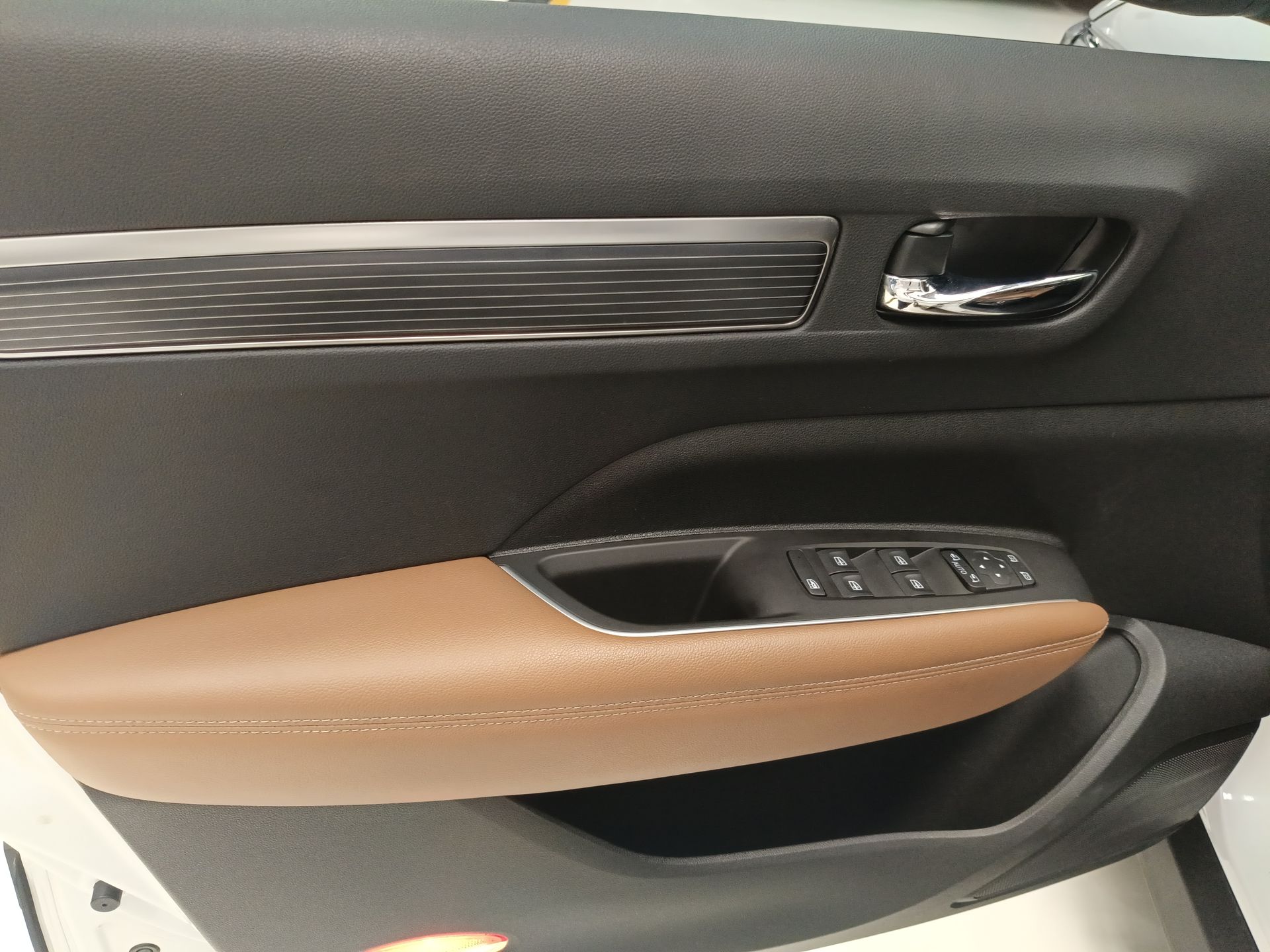 2023 RENAULT KOLEOS KOLEOS ICONIC