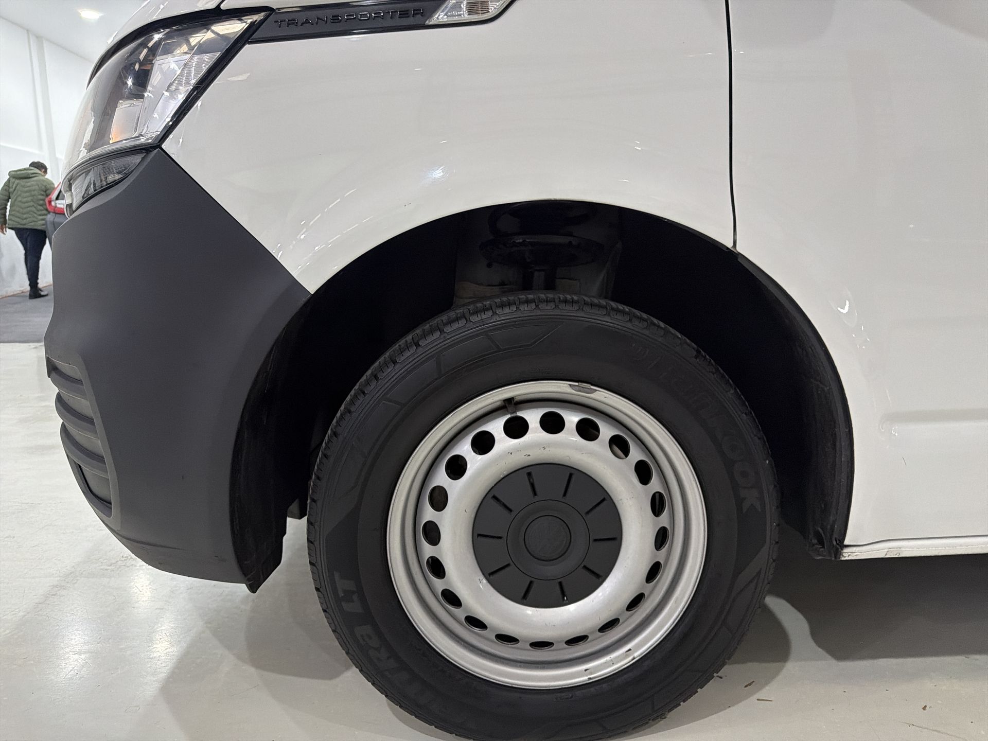 2022 Volkswagen TRANSPORTER DIESEL PANEL 6.1 CARGO VAN MT