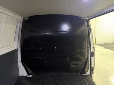 2022 Volkswagen TRANSPORTER DIESEL PANEL 6.1 CARGO VAN MT