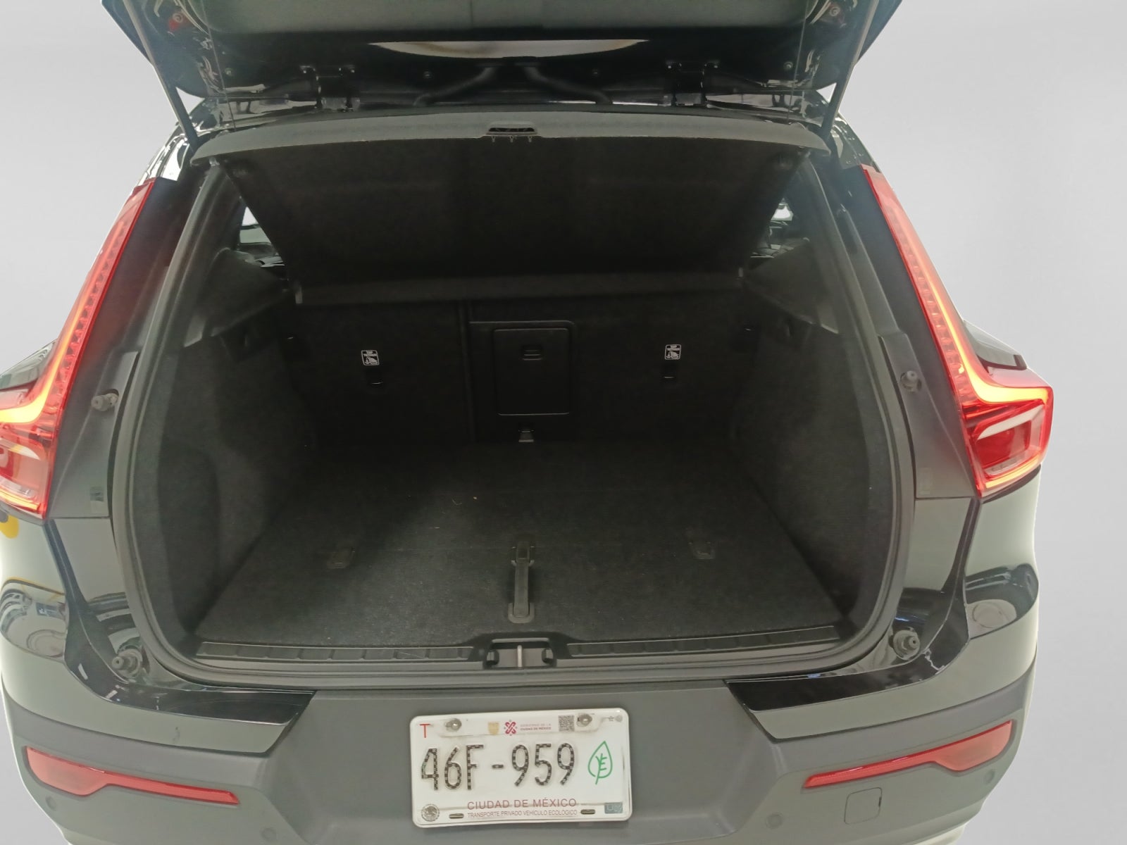 2023 Volvo XC40 PLUS B4 MILD HYBRID