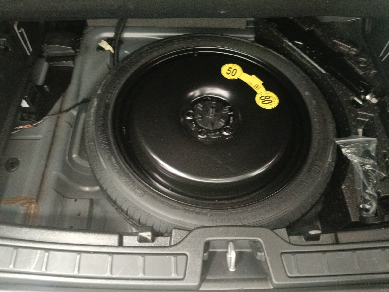 2023 Volvo XC40 PLUS B4 MILD HYBRID