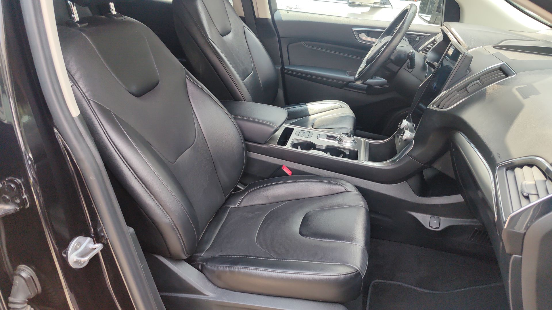 2022 Ford EDGE TITANIUM FWD 2.0 GTDI