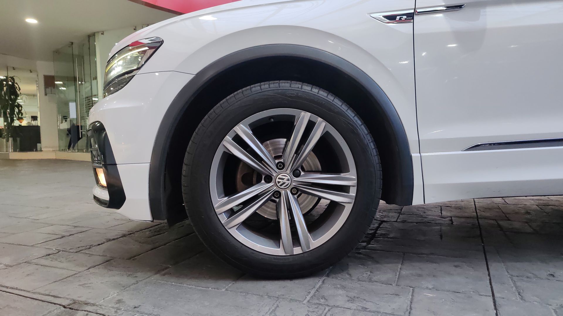 2019 Volkswagen TIGUAN TIGUAN COMFORTLINE