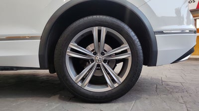 2019 Volkswagen TIGUAN TIGUAN COMFORTLINE