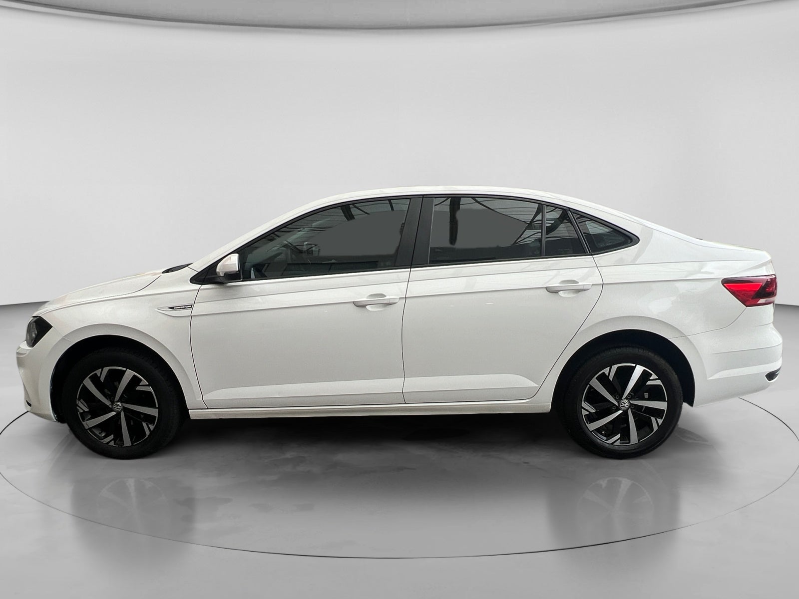 2022 Volkswagen VIRTUS COMFORLINE TIPTRONIC