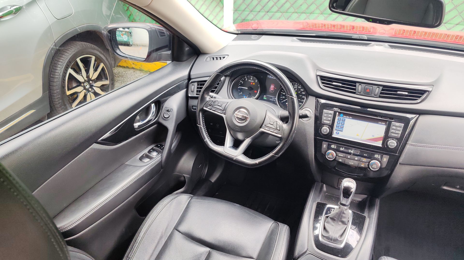 2020 Nissan X-TRAIL HYBRID CVT 2.0 LTS 4 CIL.