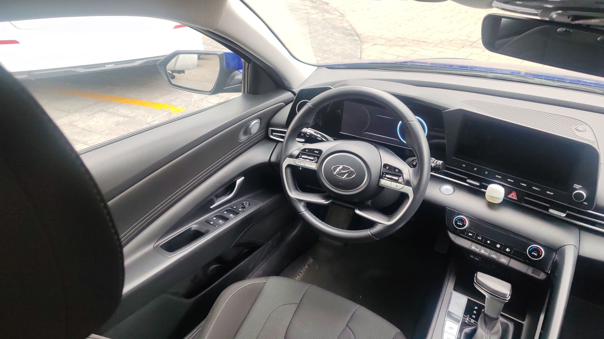 2023 Hyundai ELANTRA GLS PREMIUM DCT HEV