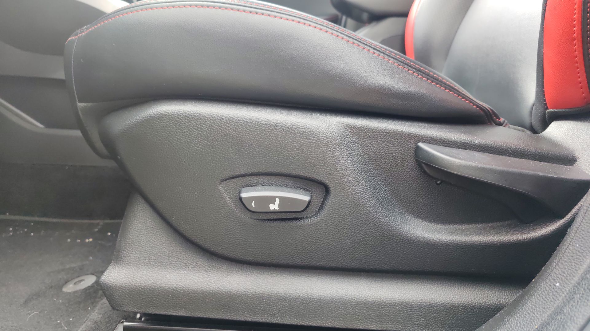 2023 Chevrolet GROOVE PREMIER PAQ C PREMIER AT