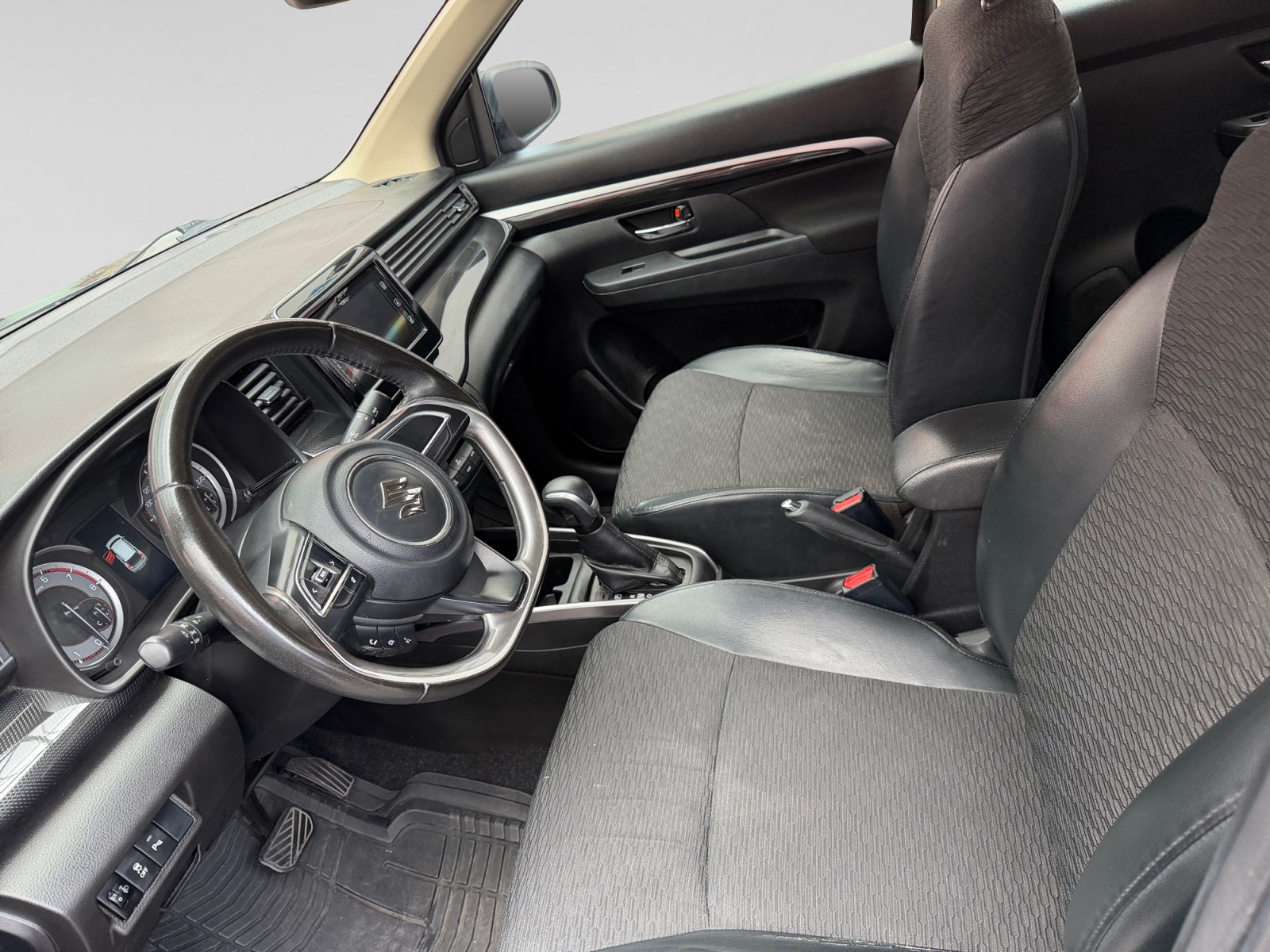 2023 SUZUKI ERTIGA GLX AT BOOSTERGREEN