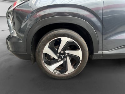 2025 Mitsubishi OUTLANDER SE PLUS
