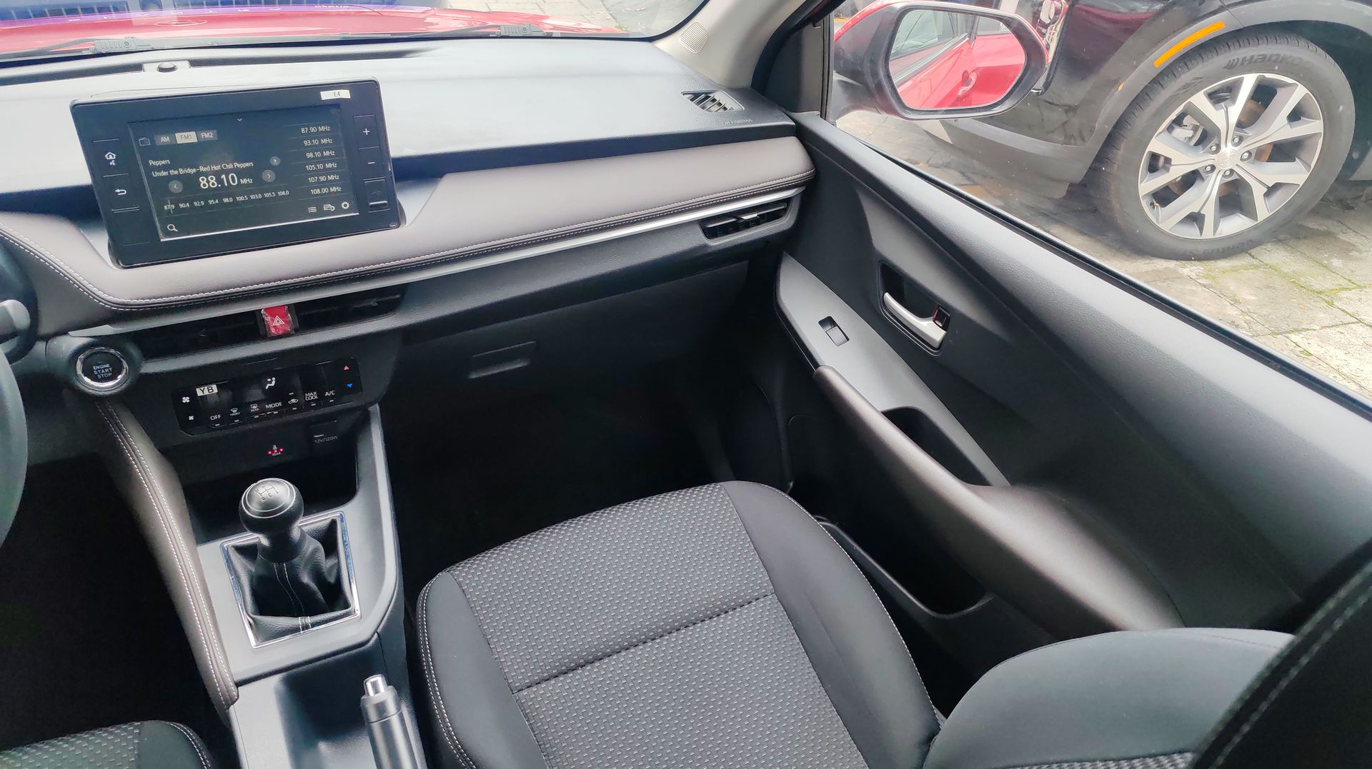 2023 Toyota YARIS S MT