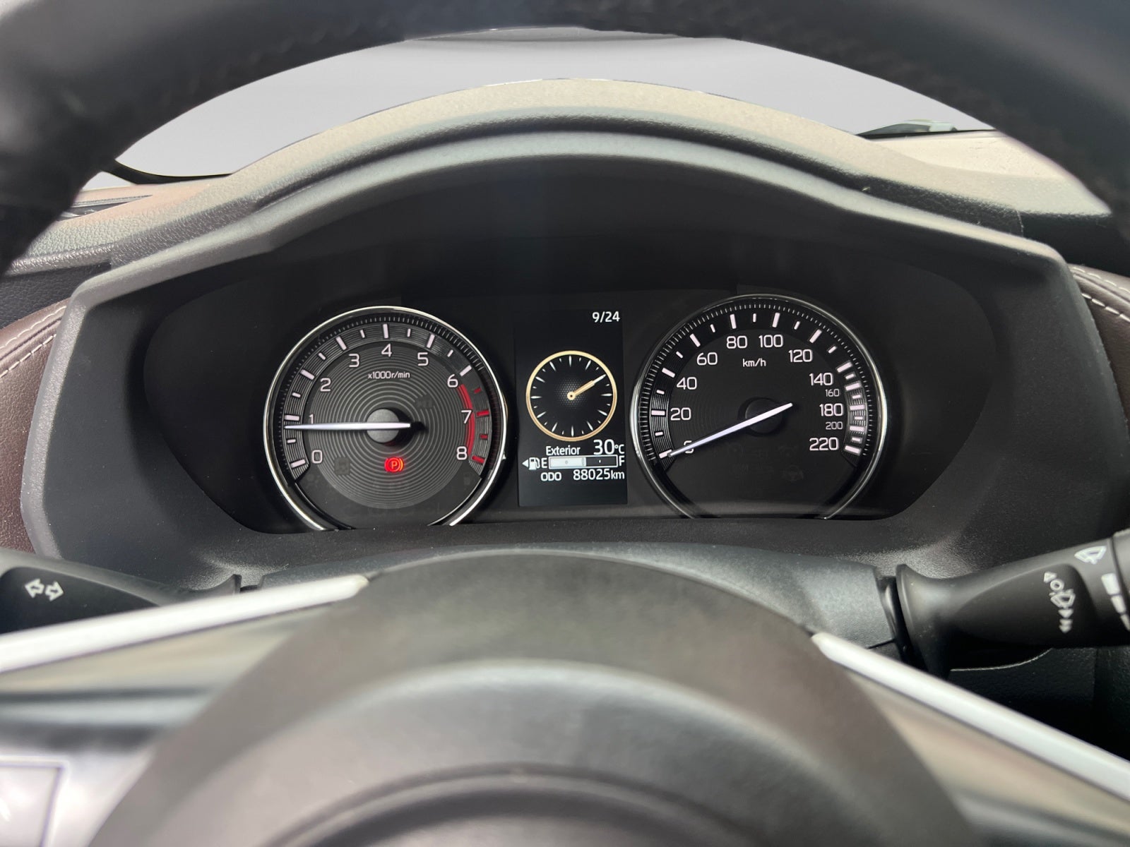 2023 Toyota YARIS S MT