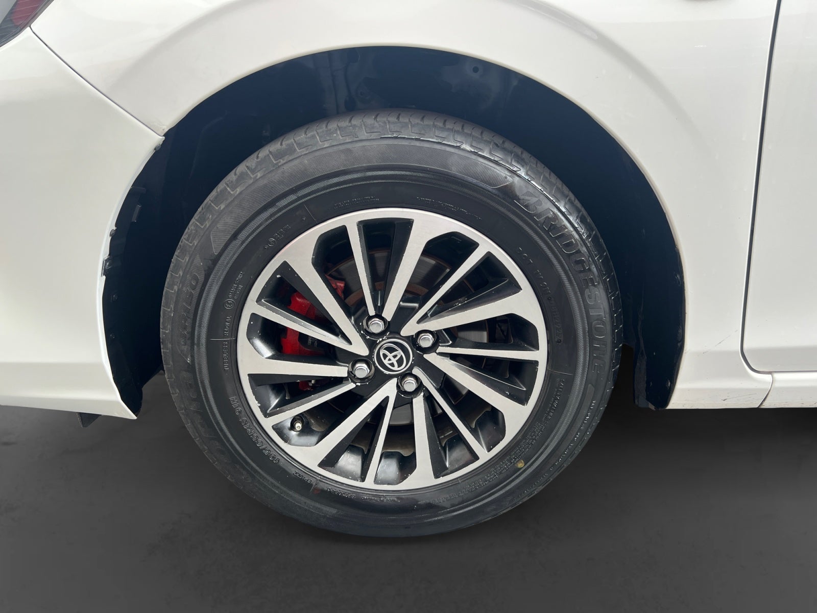 2023 Toyota YARIS S MT