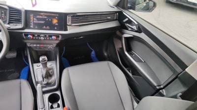 2022 Audi A1 SB 30 TFSI COOL S TRONIC